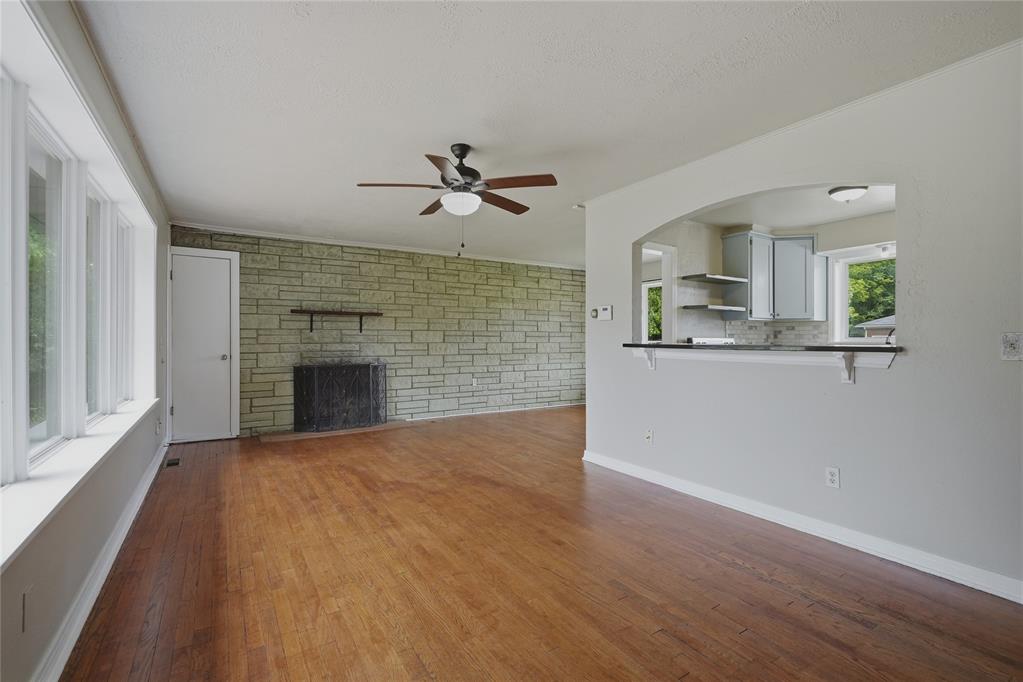 1408 Oxford Way Property Photo 7