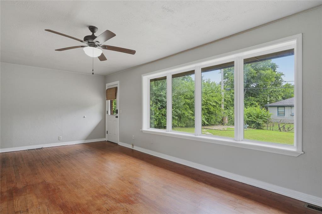 1408 Oxford Way Property Photo 13
