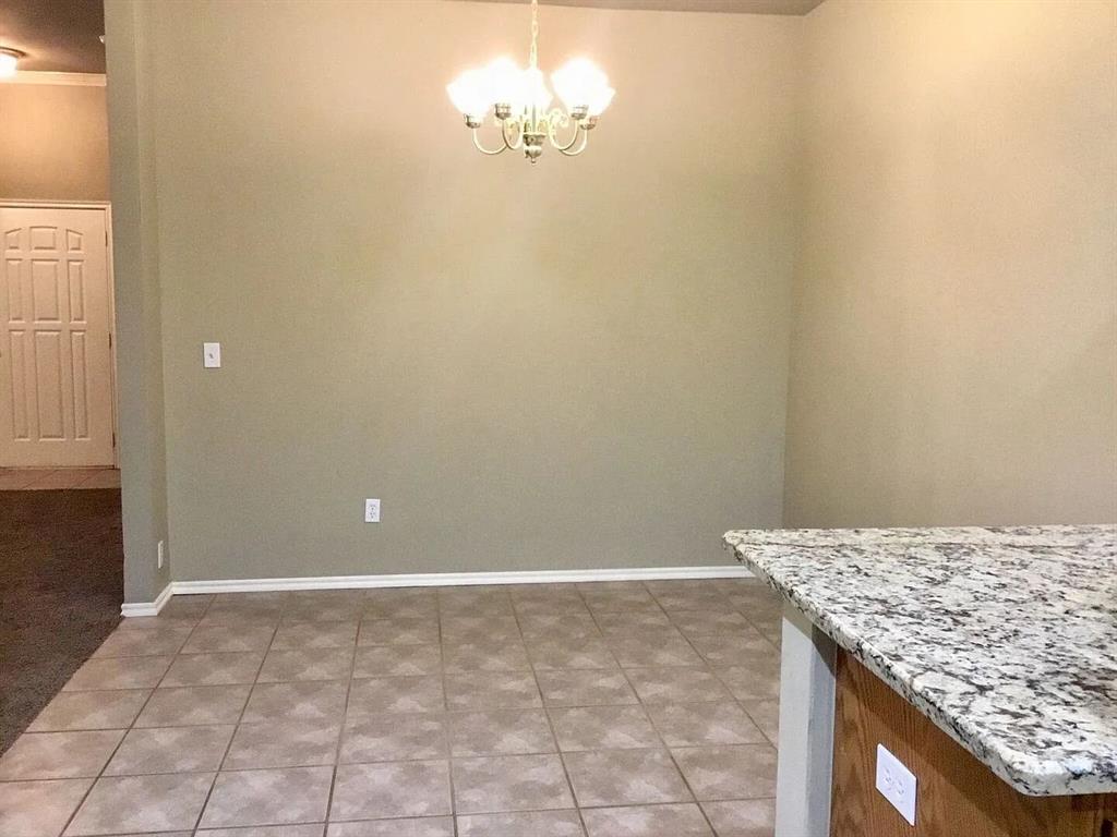 408 N Willowood Drive 408 & 410 Property Photo 11