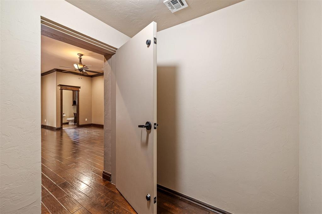 4160 Newburg Drive Property Photo 20
