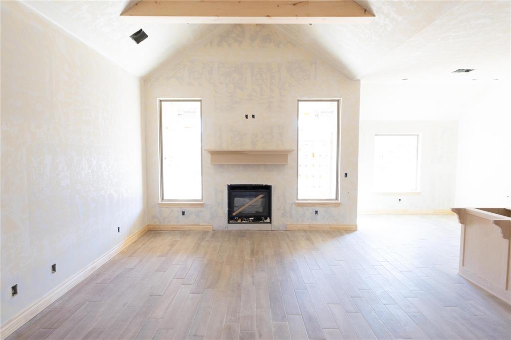 9216 Nw 87th Street Property Photo 3