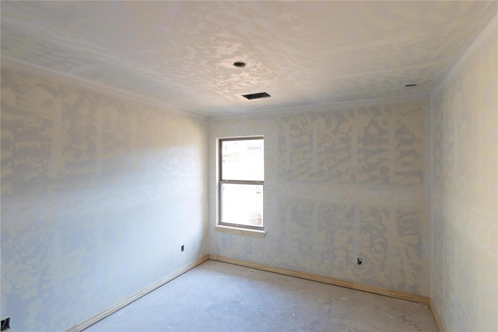 9216 Nw 87th Street Property Photo 15