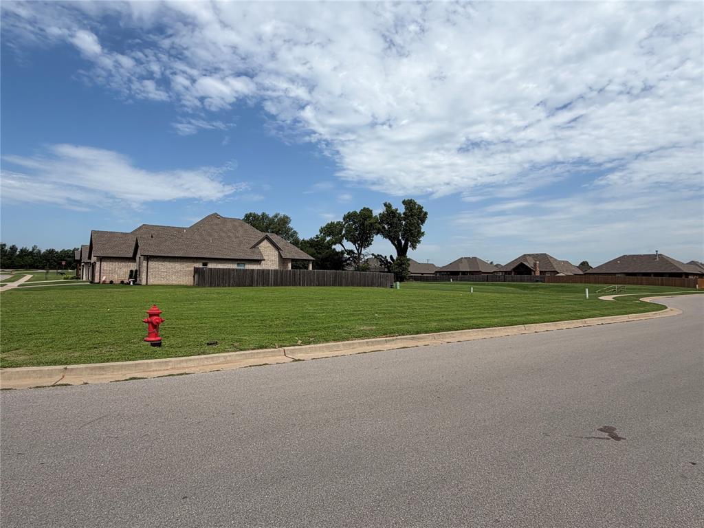12109 Sw 47th Street Property Photo 4