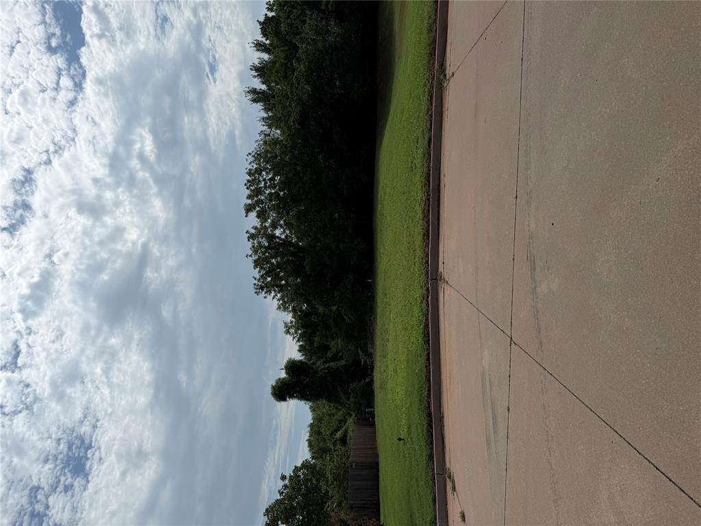 Meadowview Way Property Photo 2