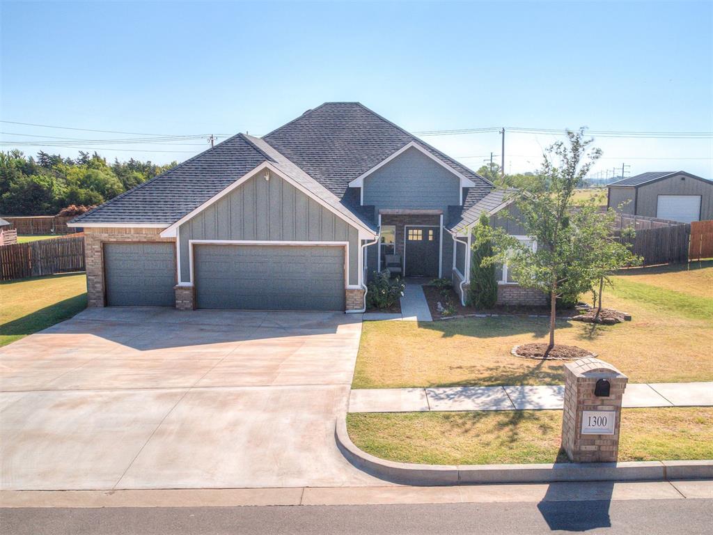 1300 Maverick Pass Property Photo 43