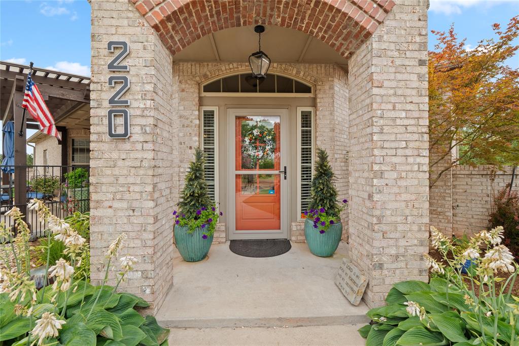 220 Boulevard Du Lac Property Photo 2
