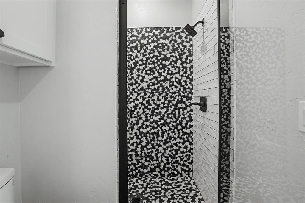 4223 Hackney Wick Road Property Photo 35