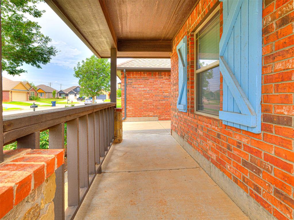 6405 Nw 158th Terrace Property Photo 5