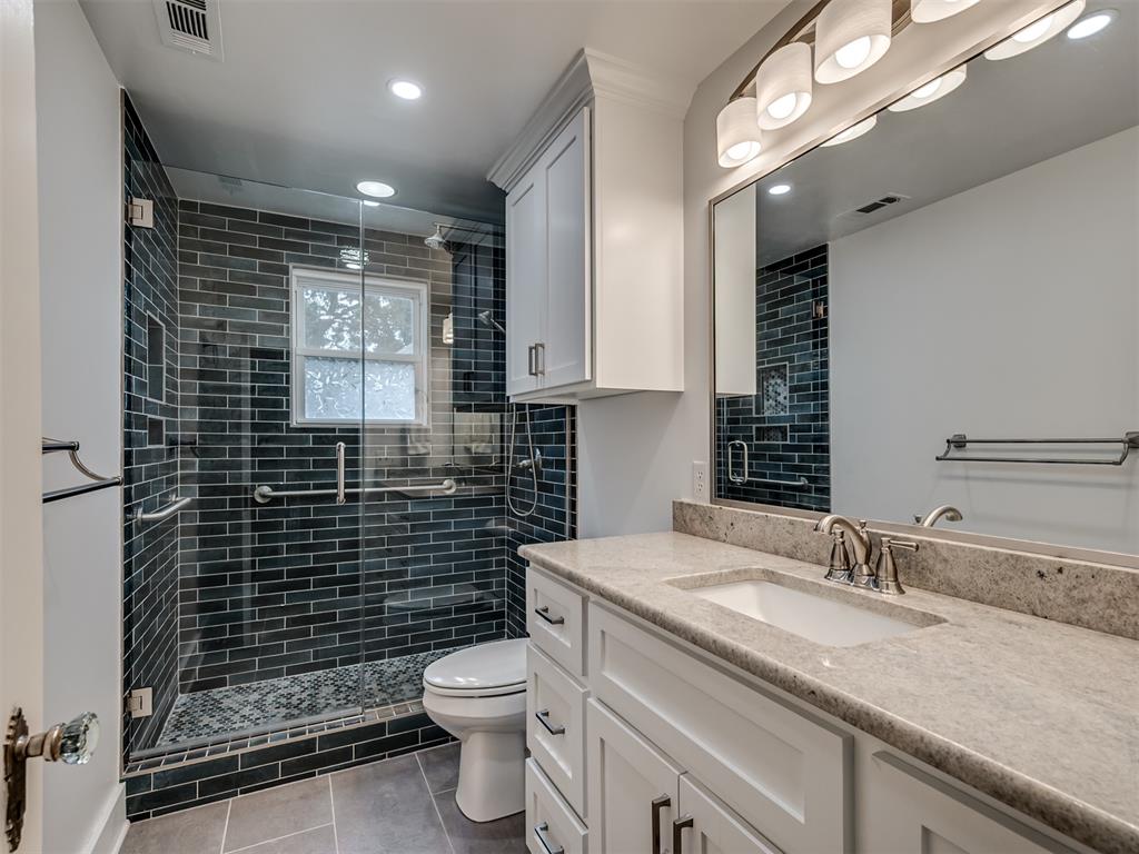 702 N Park Avenue Property Photo 28