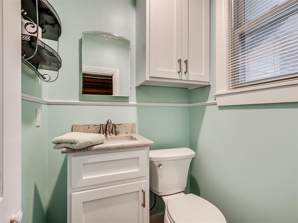 702 N Park Avenue Property Photo 31