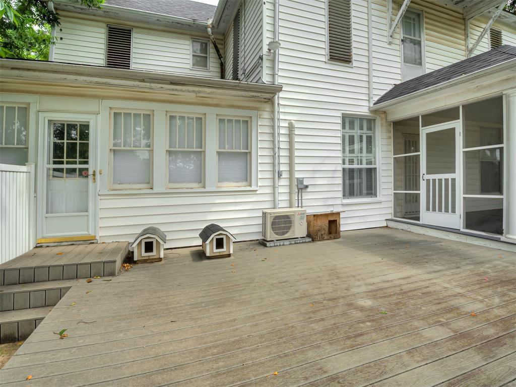 702 N Park Avenue Property Photo 40