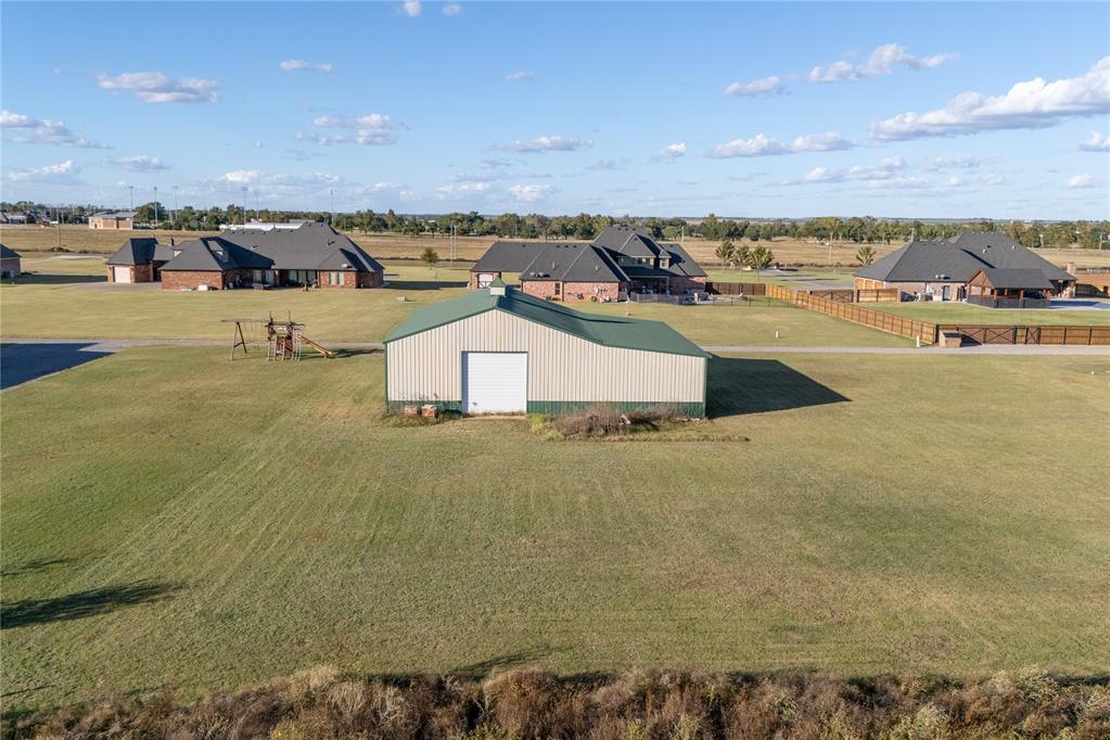 2700 E Lawter Road Property Photo 8