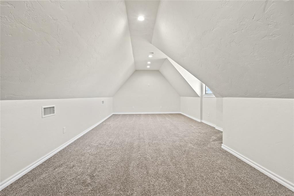 2700 E Lawter Road Property Photo 28