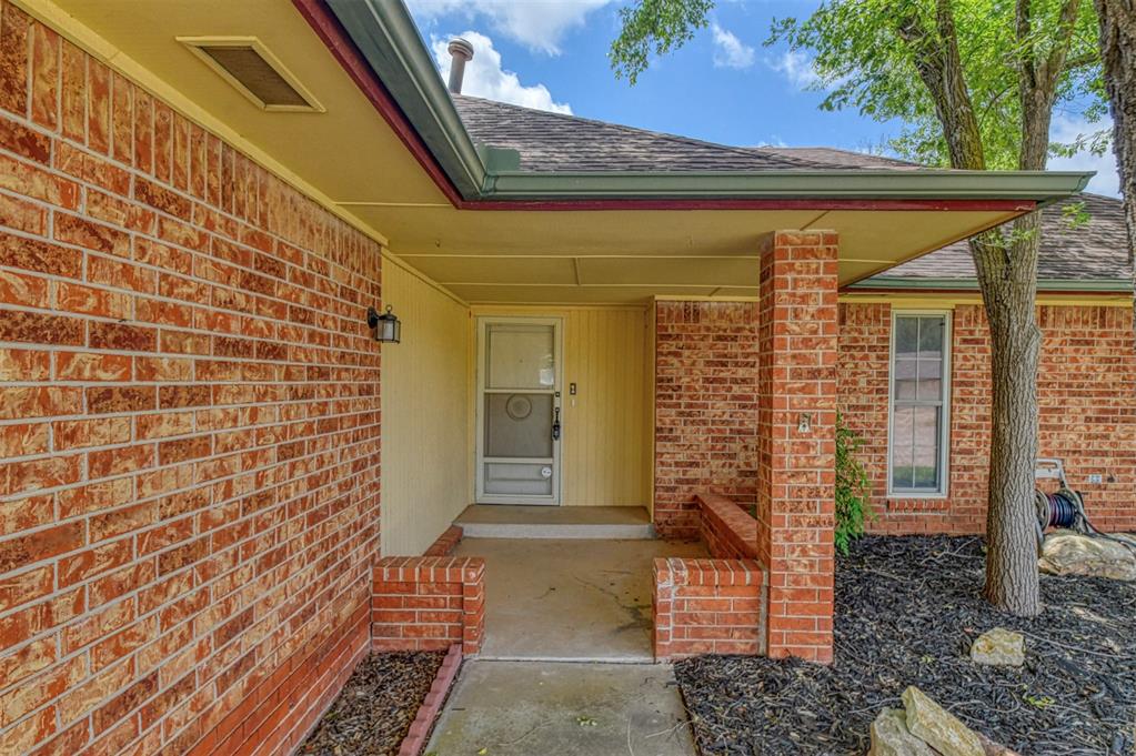1308 Se 3rd Street Property Photo 3