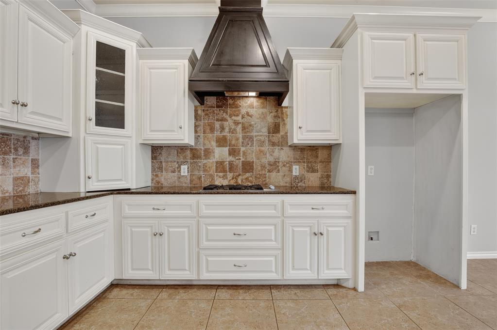 16700 Moorgate Lane Property Photo 10