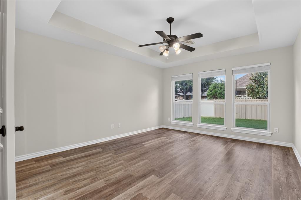 16700 Moorgate Lane Property Photo 11