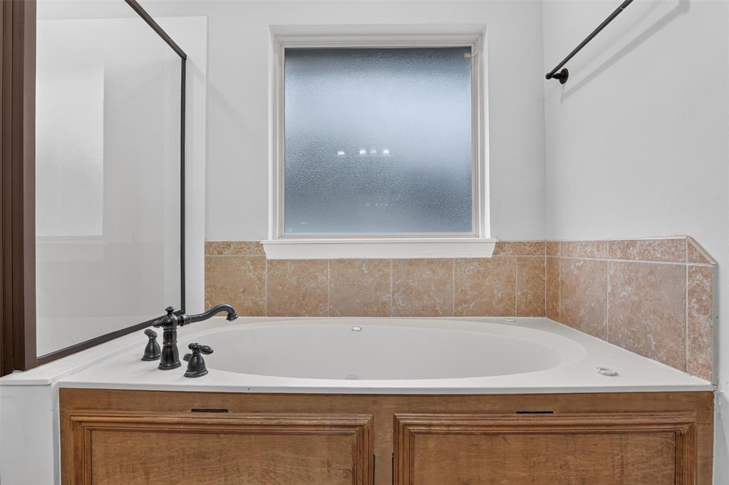 16700 Moorgate Lane Property Photo 16