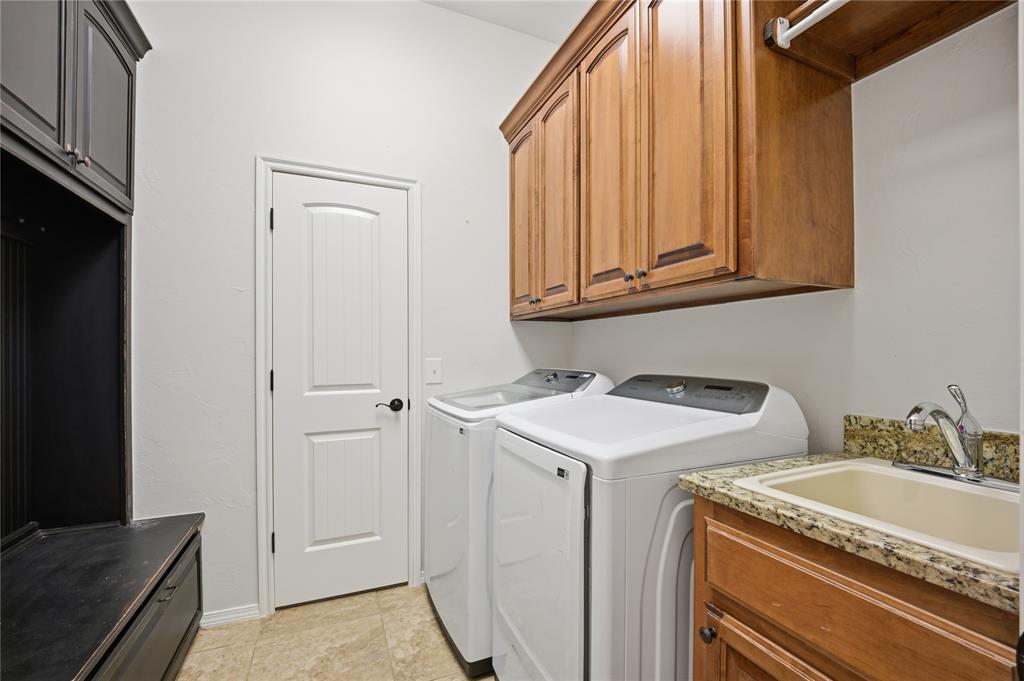 10812 Nw 34th Street Property Photo 19