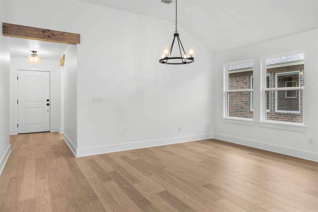 8725 Spruce Street Property Photo 15