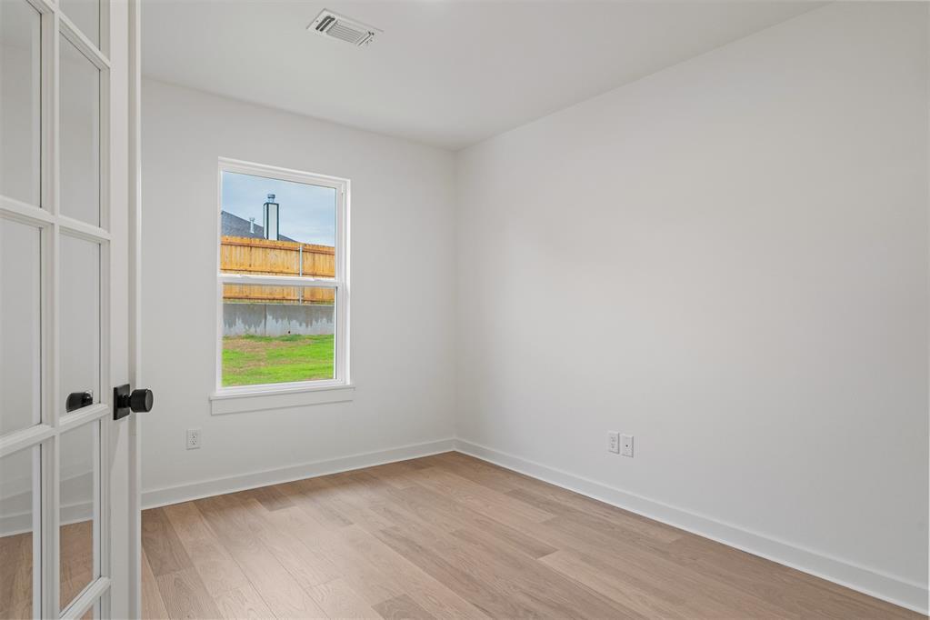 8725 Spruce Street Property Photo 28