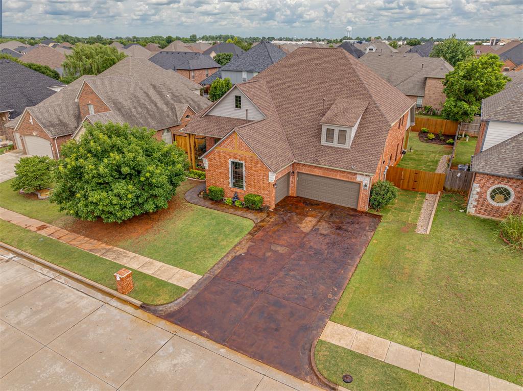 908 N Justin Drive Property Photo 1