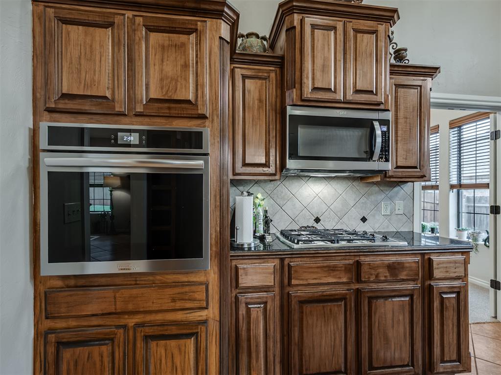 908 N Justin Drive Property Photo 20