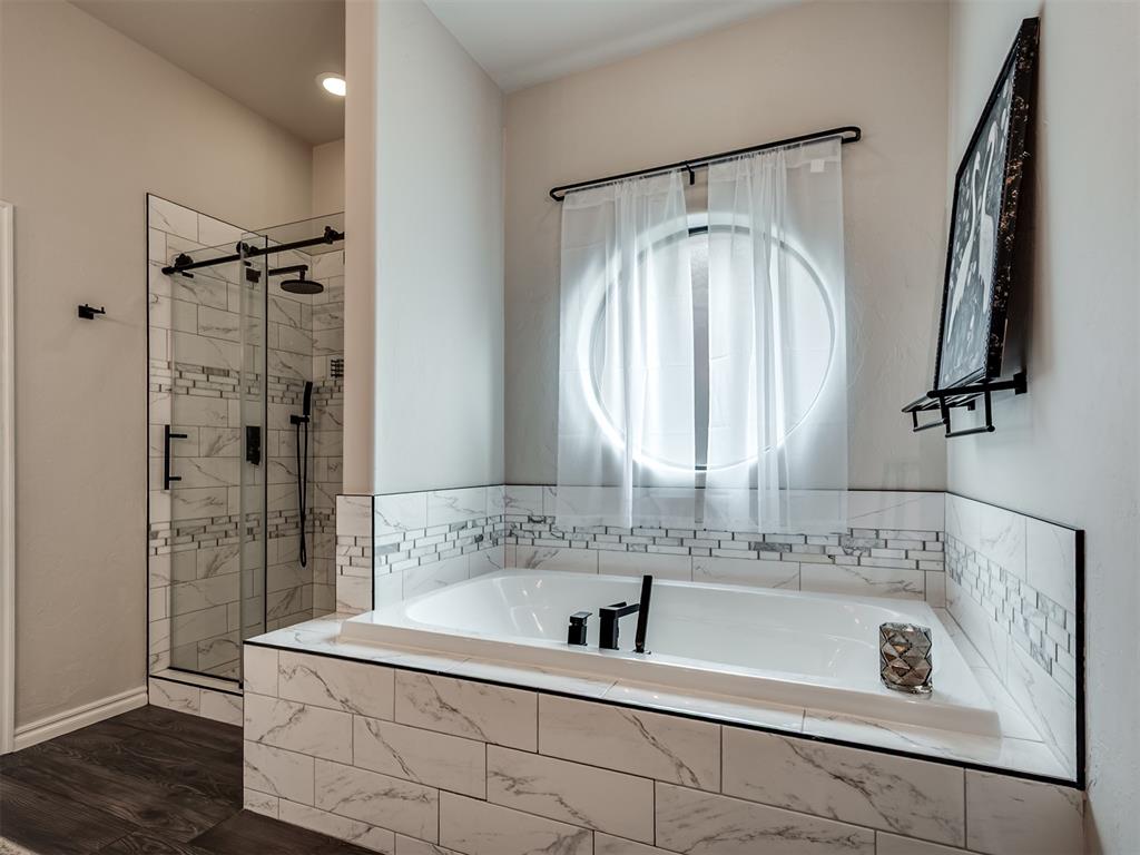 908 N Justin Drive Property Photo 29