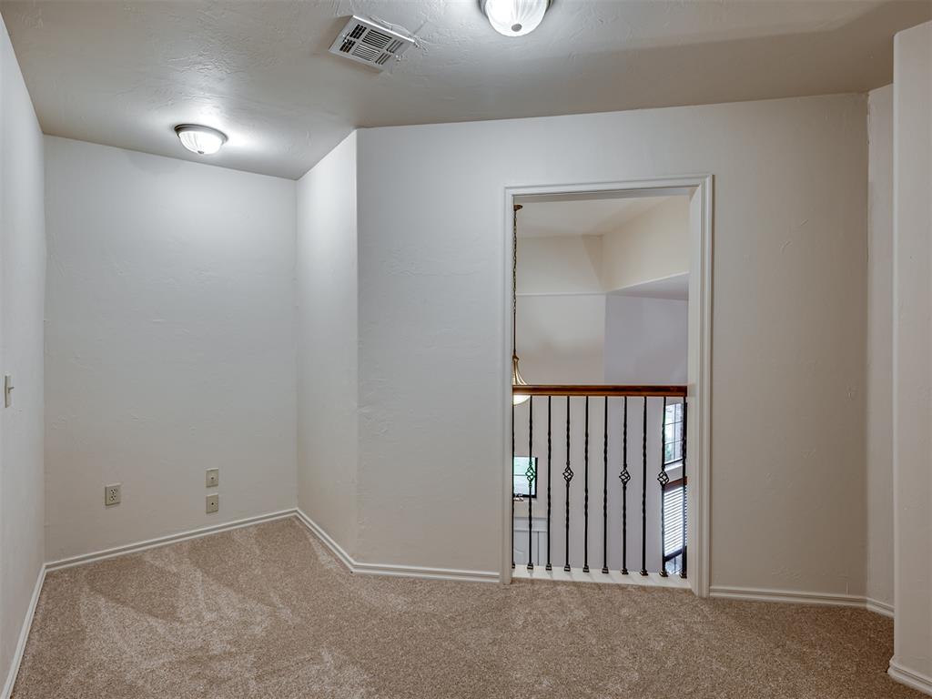 908 N Justin Drive Property Photo 34