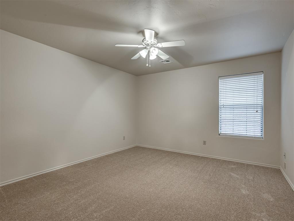 908 N Justin Drive Property Photo 37