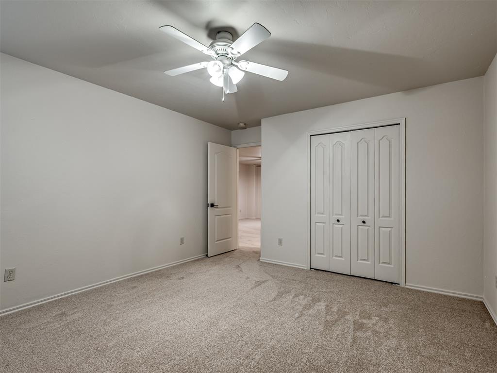 908 N Justin Drive Property Photo 39
