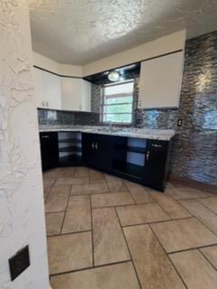 211 Mohawk Trail A & B Property Photo 6