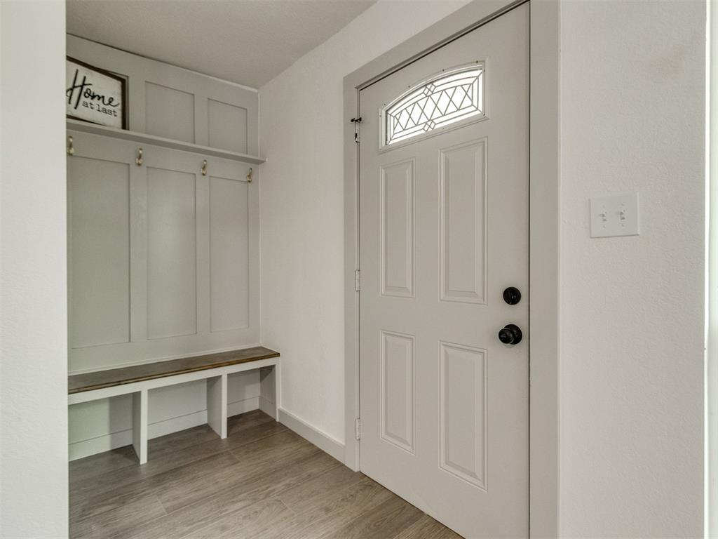 3536 Sw 39th Property Photo 6
