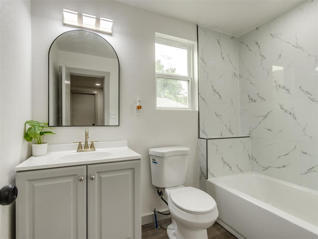 3536 Sw 39th Property Photo 12