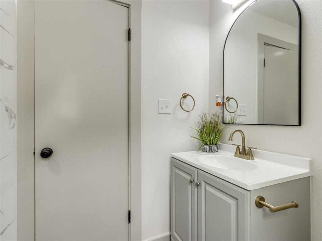 3536 Sw 39th Property Photo 36