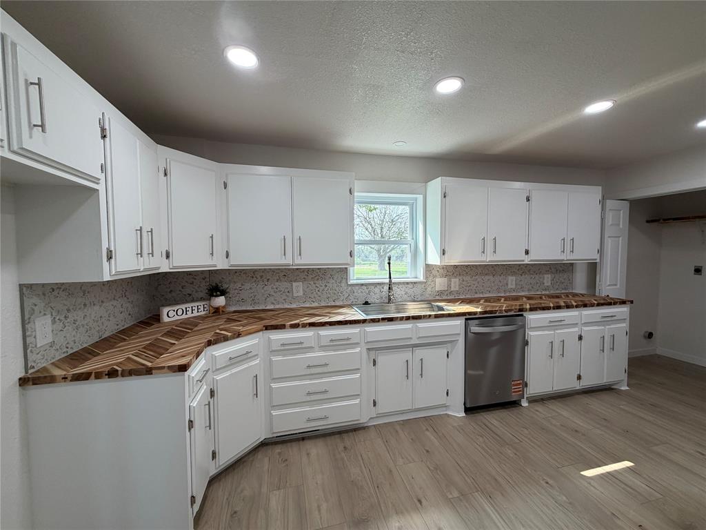1858 Highway 81 Property Photo 13