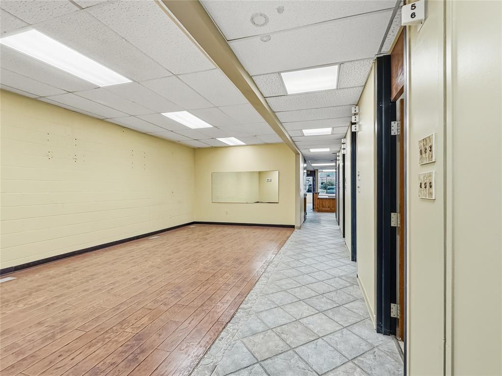 1212 S Air Depot Boulevard 31 Property Photo 34