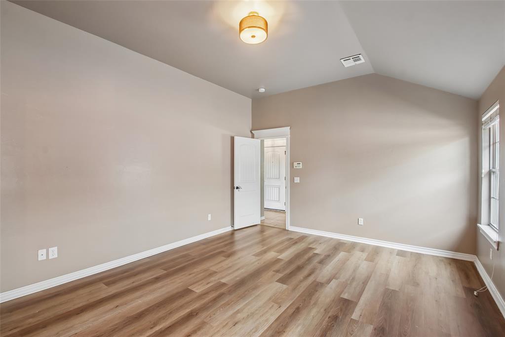 1405 Luke Lane Property Photo 4
