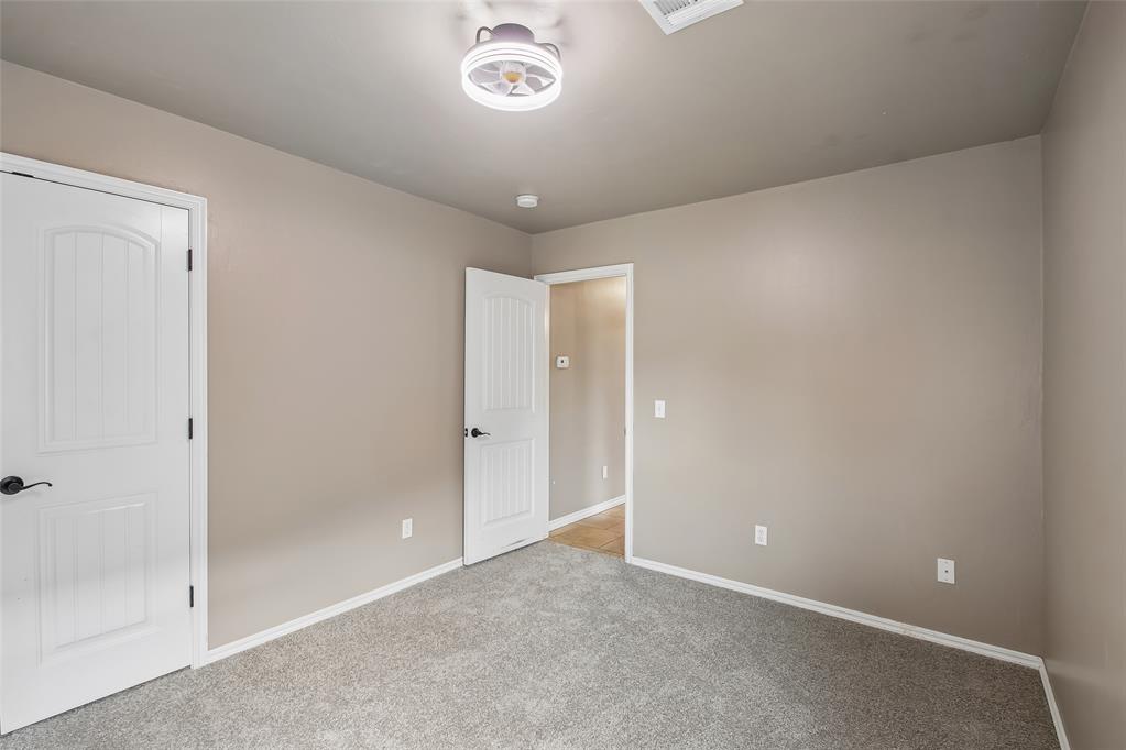 1405 Luke Lane Property Photo 23