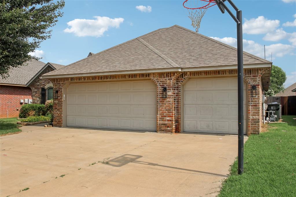 1405 Luke Lane Property Photo 29