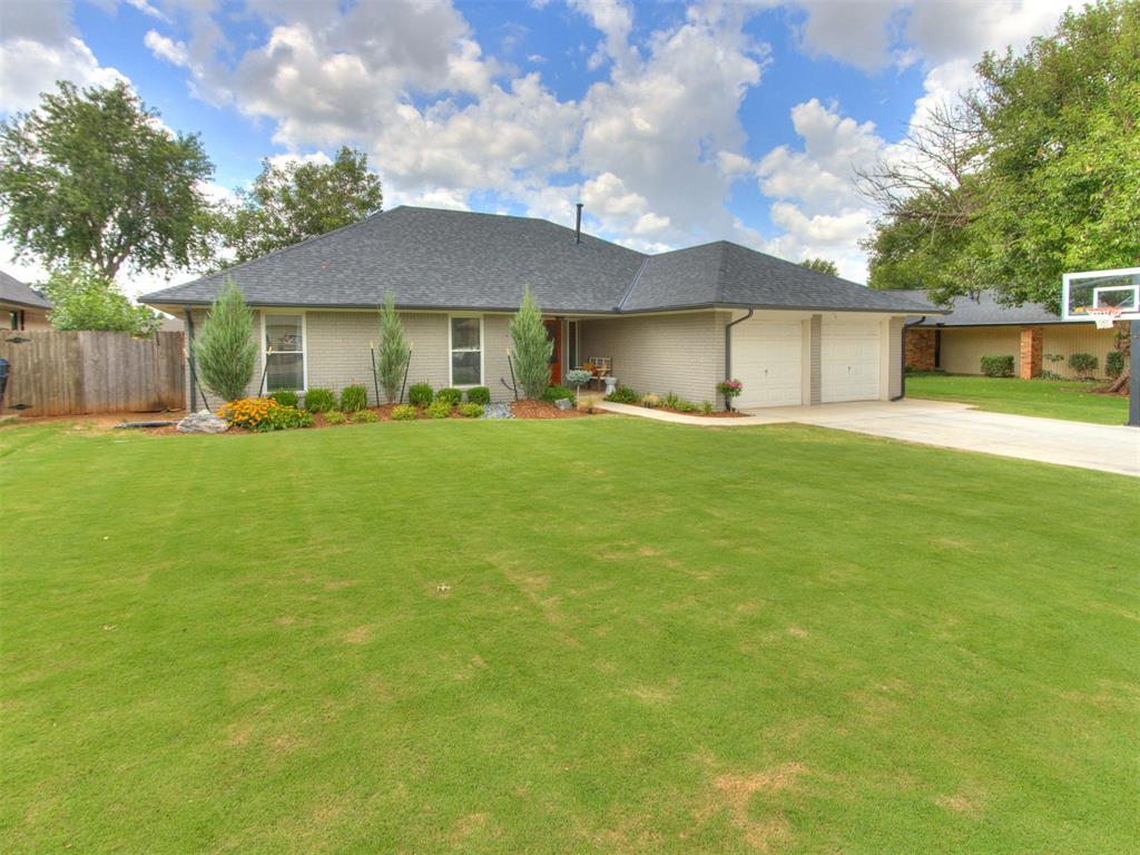10324 Leicester Drive Property Photo 1