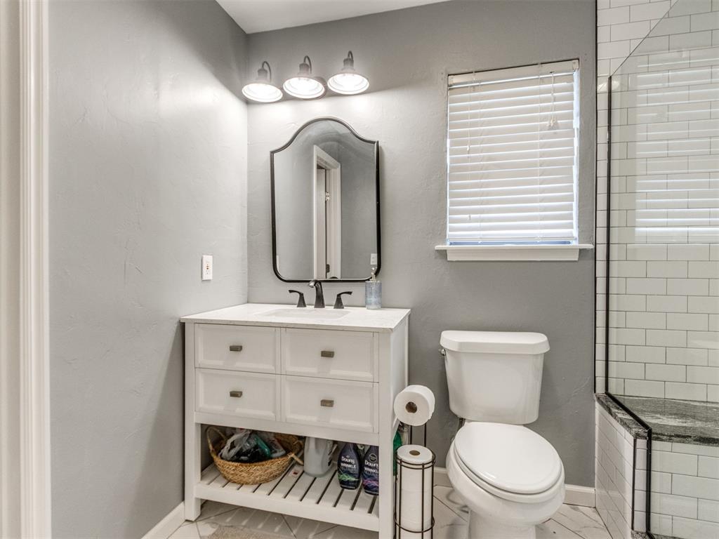 10324 Leicester Drive Property Photo 28