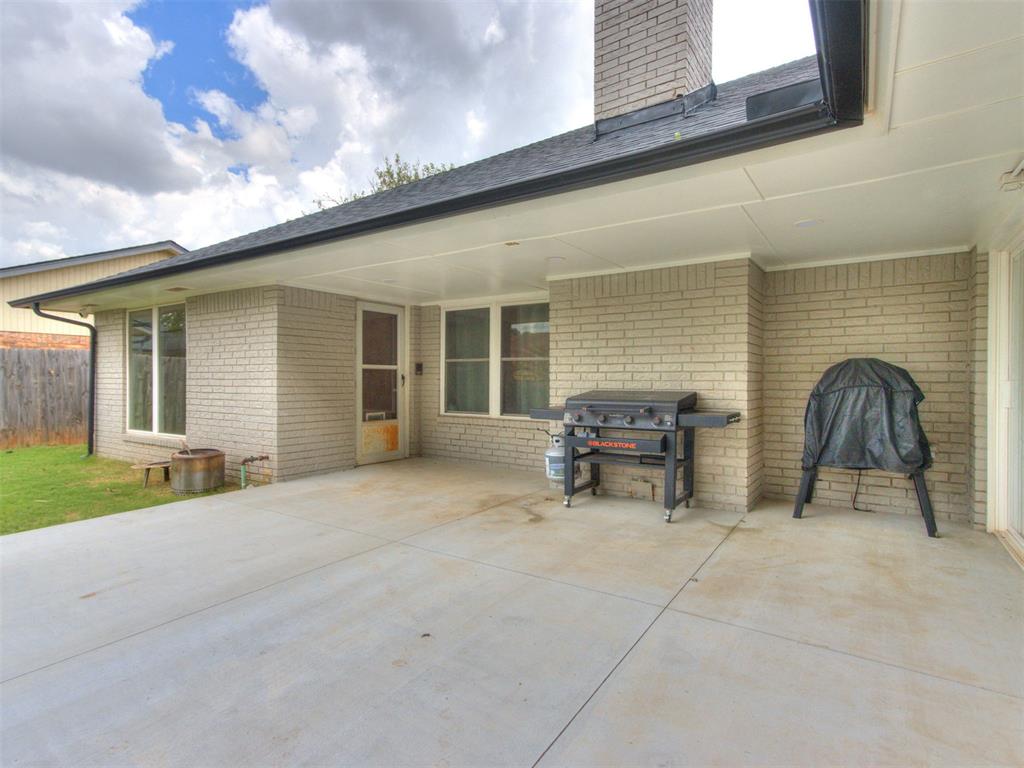 10324 Leicester Drive Property Photo 48