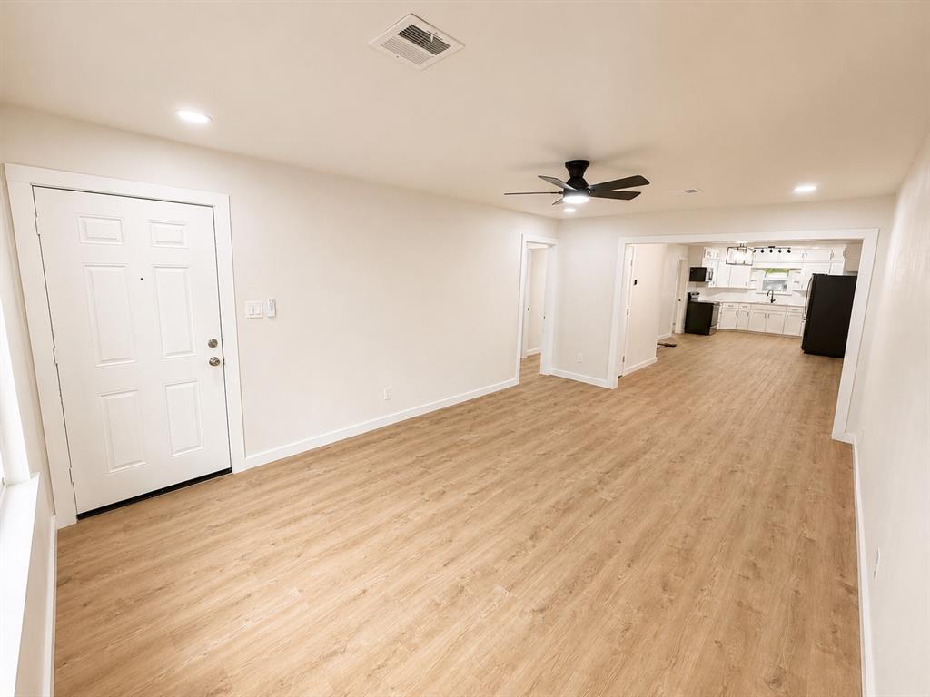 3037 Nw 35th Street Property Photo 3