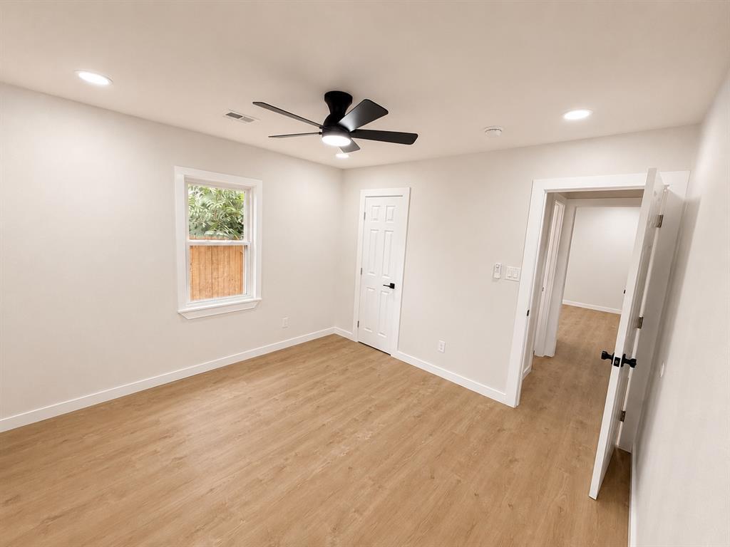 3037 Nw 35th Street Property Photo 10