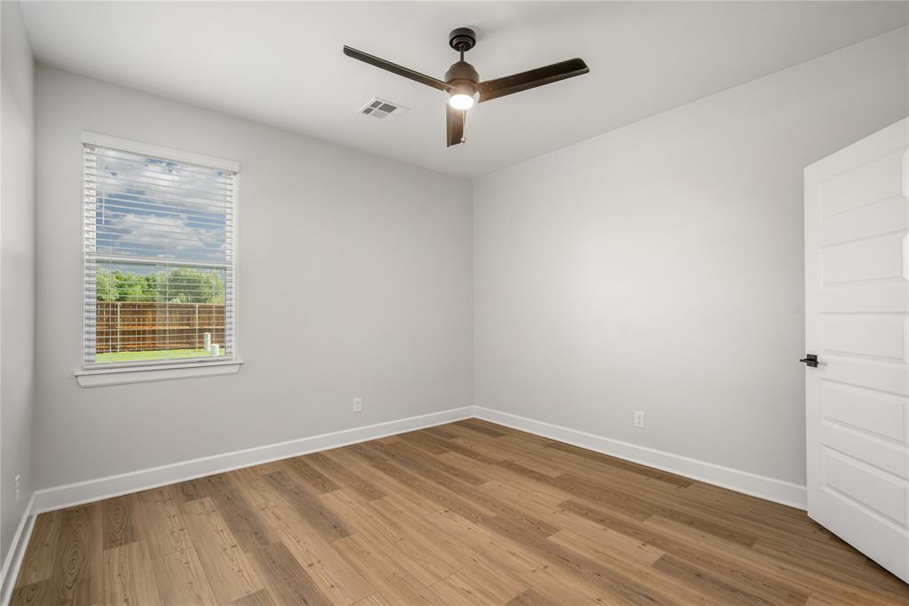 3101 Evyn Boulevard Property Photo 5