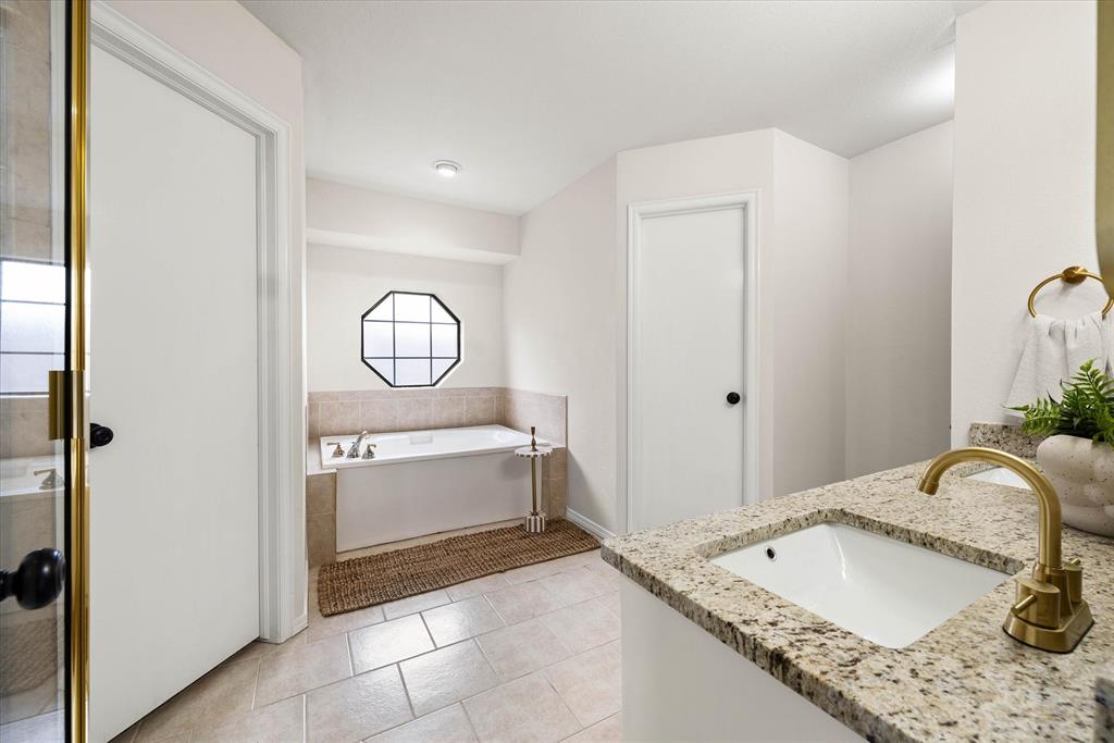 725 Ne 20th Street Property Photo 19