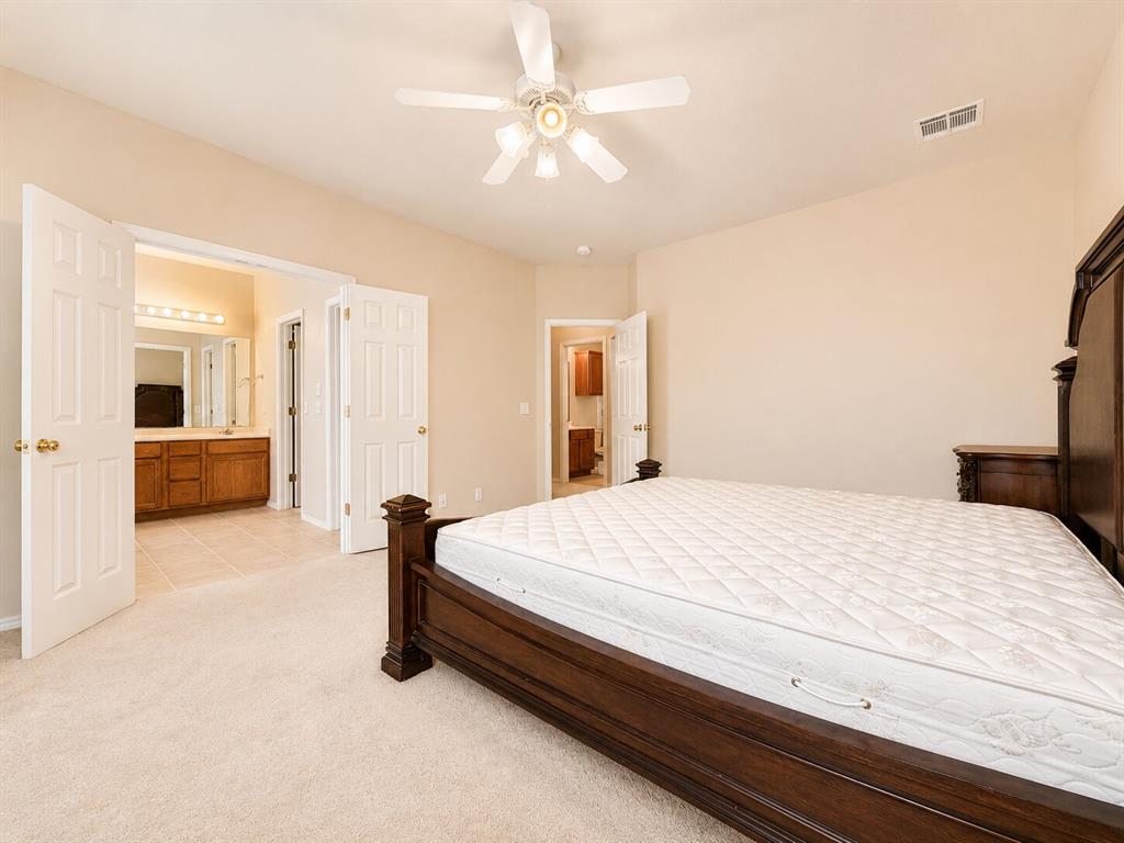 4414 Nw 32nd Place Property Photo 12