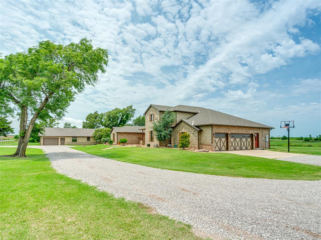 8615 Reno E. Property Photo 5