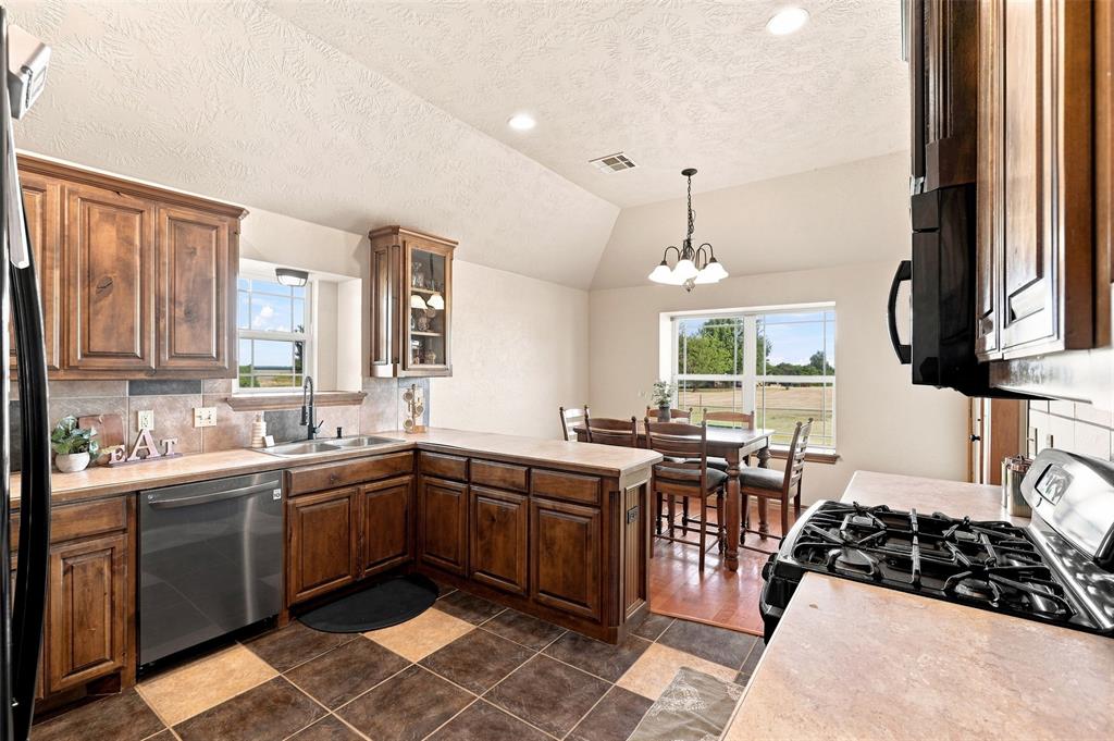 1903 Riveria Drive Property Photo 8