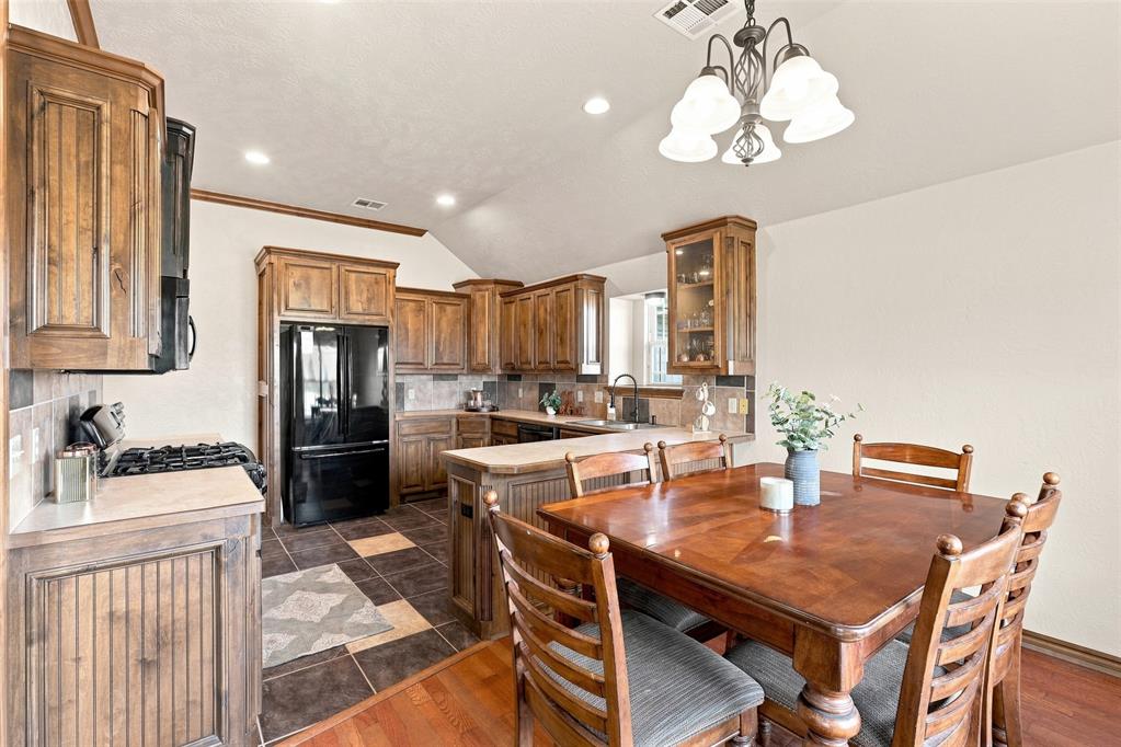 1903 Riveria Drive Property Photo 10
